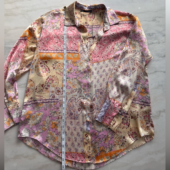 Zara Floral Women’s Satin Paisley Blouse Long Sleeve Button Down Size M - Picture 10 of 11